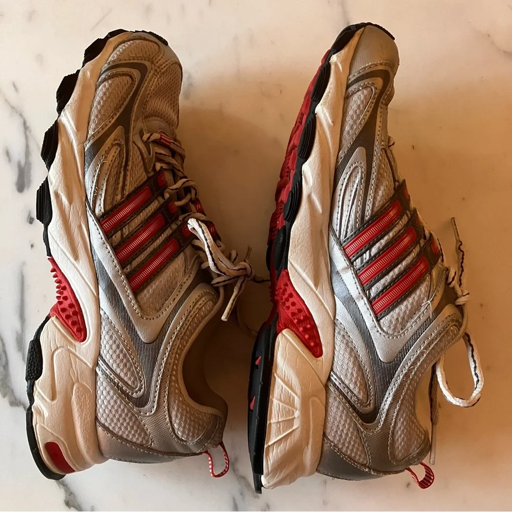 Adidas Falcon Adiprene Women's Silver &‎ Red Running Shoes size 7.5